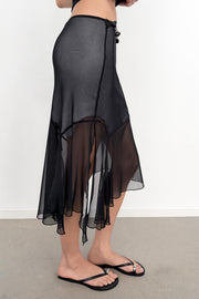 Jupe en tulle asymétrique à sequins
