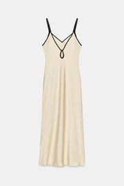 Robe midi satinée à passepoils contrastés