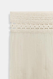 Pantalon contrasté au crochet