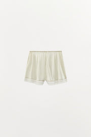 Short en soie à dentelle
