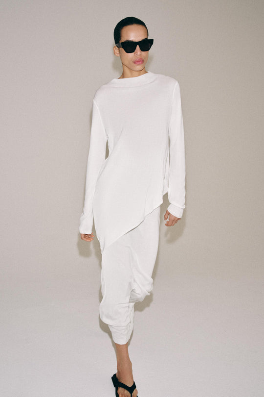 Pull long en maille asymétrique