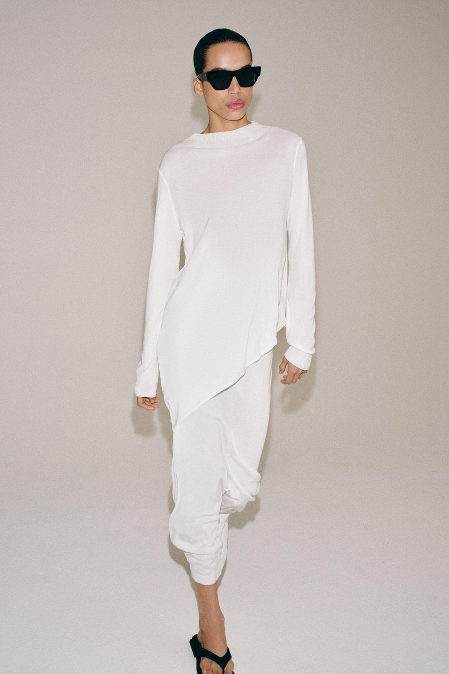 Pull long en maille asymétrique