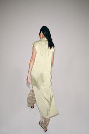 Robe satinée à brandebourgs ZW Collection