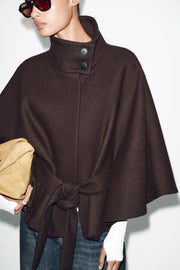 Manteau court cape en laine avec ceinture