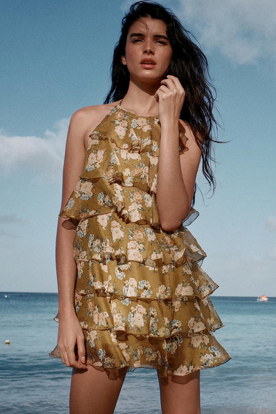 Robe à volants à fleurs
