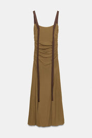 Robe drapée en georgette