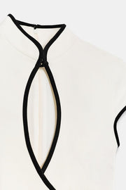 Robe mini à passepoils contrastés