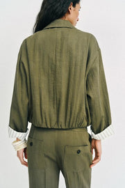 Veste courte à manches retroussées