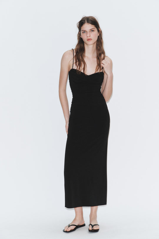 Robe midi à bretelles et fronces