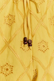 Bermuda à broderies ajourées