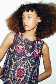 Top à broderies ajourées