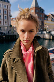 Trench court croisé 100 % cuir
