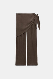 Pantalon texturé effet foulard