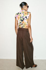 Pantalon à pinces et taille rabattue