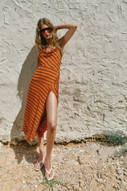 Robe midi rayée à bretelles