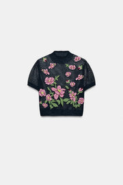 Top en maille à fleurs brodées
