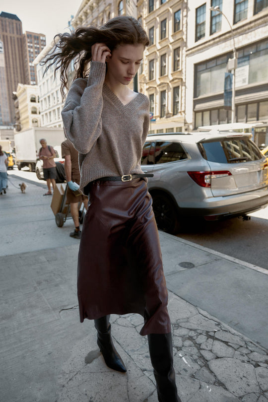 Jupe midi effet cuir avec ceinture