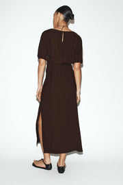 Robe midi fluide à plis