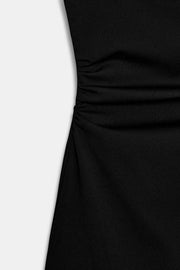 Robe courte dos-nu