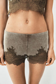 Short effet délavé en dentelle