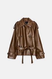 Trench court effet cuir
