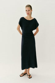 Robe longue en maille à fronces latérales