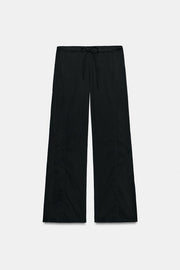 Pantalon fluide à coutures apparentes
