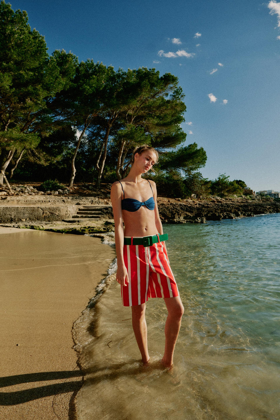 Bermuda à rayures avec ceinture