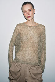 Pull en maille pointelle à fil métallisé