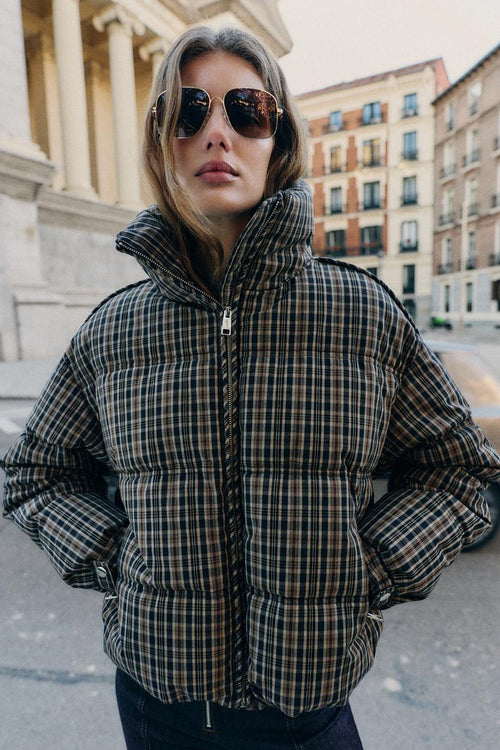 Anorak matelassé à carreaux