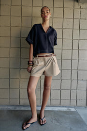 Chemise en lin à surpiqûres contrastées