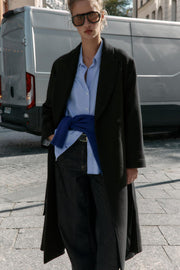 Manteau long en laine avec ceinture