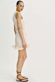Robe courte au crochet à franges