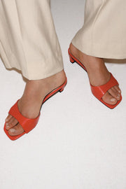 Mule en cuir à talon